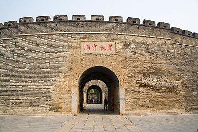 转盘机碰上自走棋？超上头休闲构筑游戏《轮盘英雄》开启免费试玩！